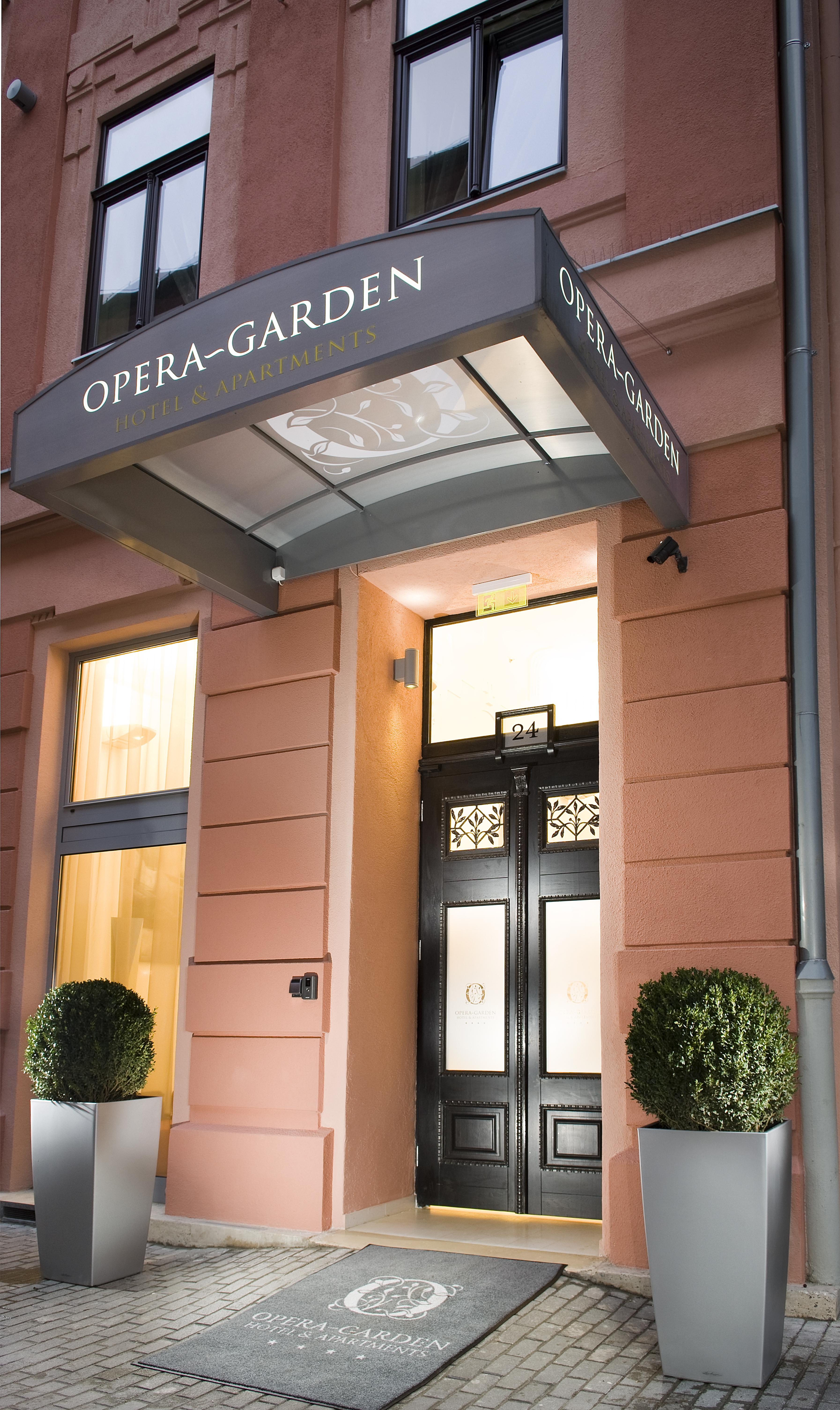 Opera Garden Hotel & Apartments Будапешт Екстер'єр фото